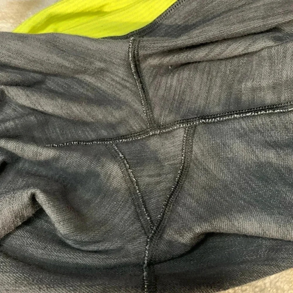 Lululemon gather and crow crops denim - Picture 12 of 13